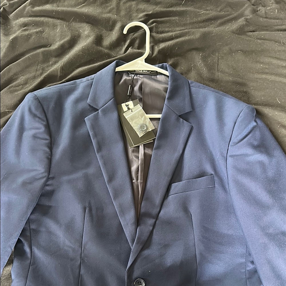 Men’s Navy blue suit